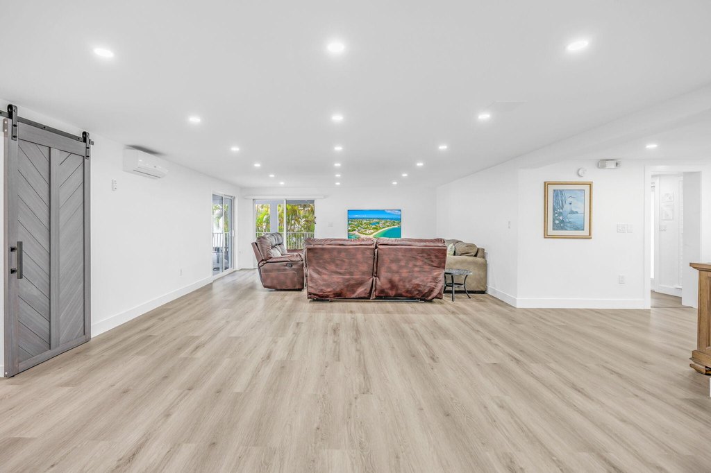 Marathon, Florida, 33050, United States, 4 Bedrooms Bedrooms, ,4 BathroomsBathrooms,Residential,Forsale,2004357