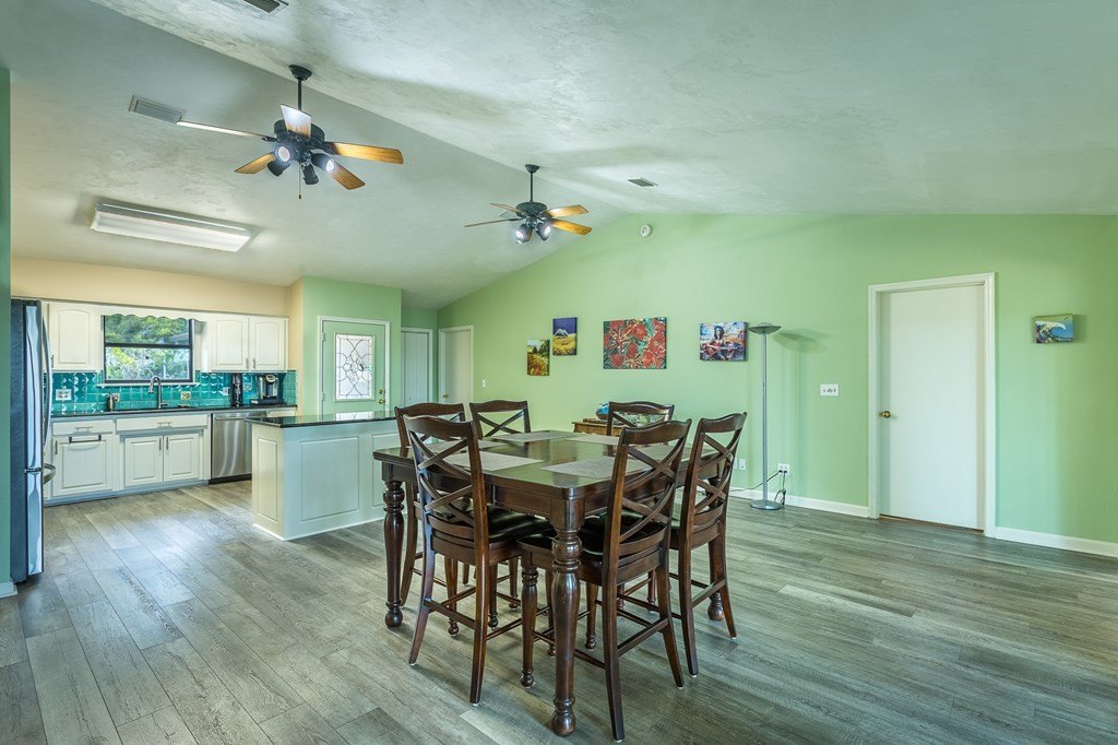 Carrabelle, Florida, 32322, United States, 3 Bedrooms Bedrooms, ,2 BathroomsBathrooms,Residential,Forsale,1884818
