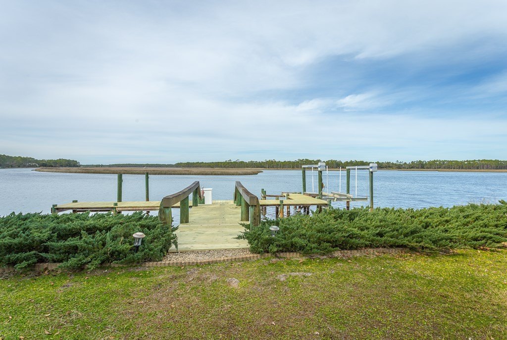 Carrabelle, Florida, 32322, United States, 3 Bedrooms Bedrooms, ,2 BathroomsBathrooms,Residential,Forsale,1884818
