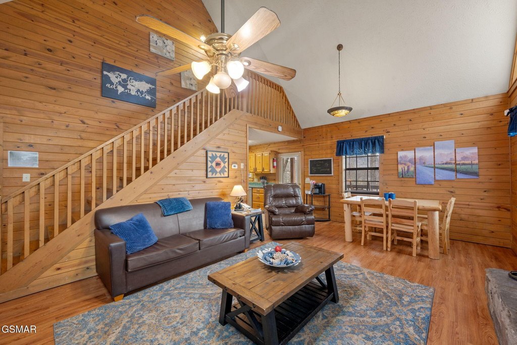 Sevierville, Tennessee, 37862, United States, 3 Bedrooms Bedrooms, ,3 BathroomsBathrooms,Residential,Forsale,1942453