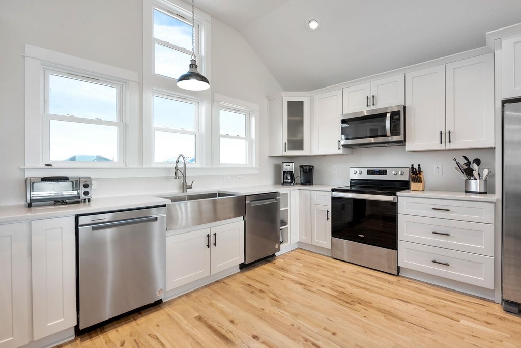 Corolla, North Carolina, 27927, United States, 12 Bedrooms Bedrooms, ,12.5 BathroomsBathrooms,Residential,Forsale,1883849