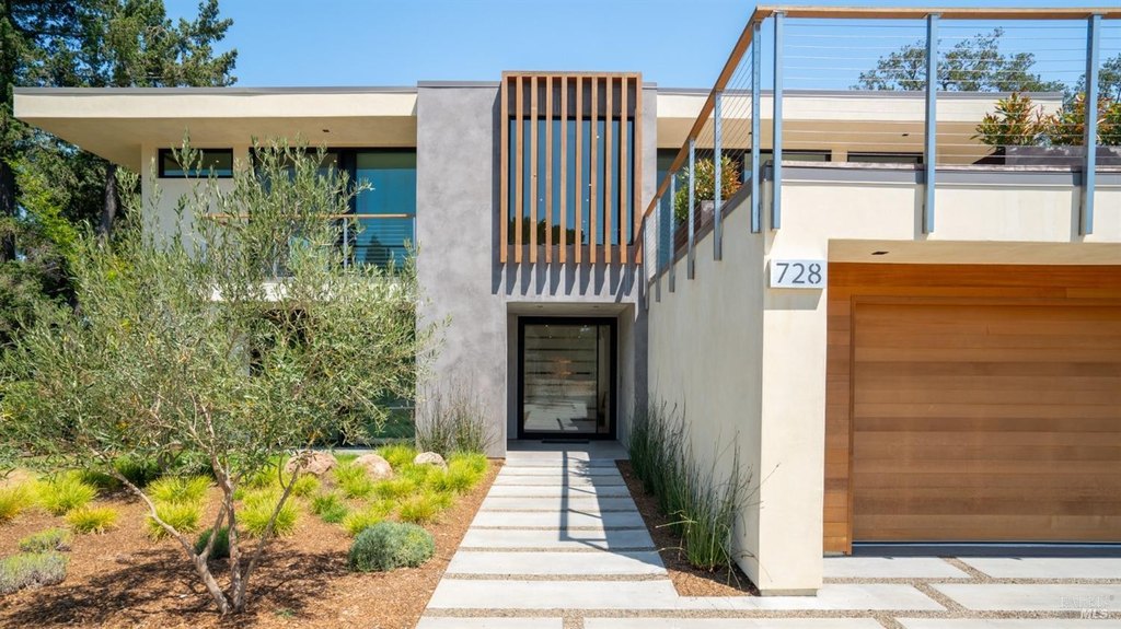 Healdsburg, California, 95448, United States, 4 Bedrooms Bedrooms, ,4.5 BathroomsBathrooms,Residential,Forsale,1918959