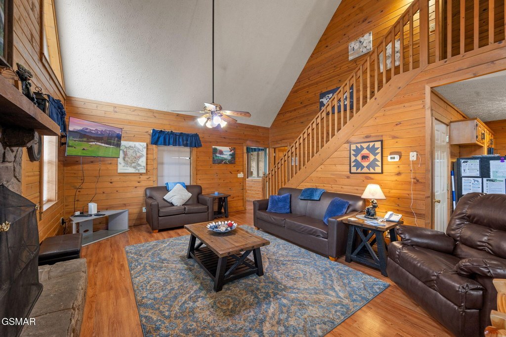 Sevierville, Tennessee, 37862, United States, 3 Bedrooms Bedrooms, ,3 BathroomsBathrooms,Residential,Forsale,1942453