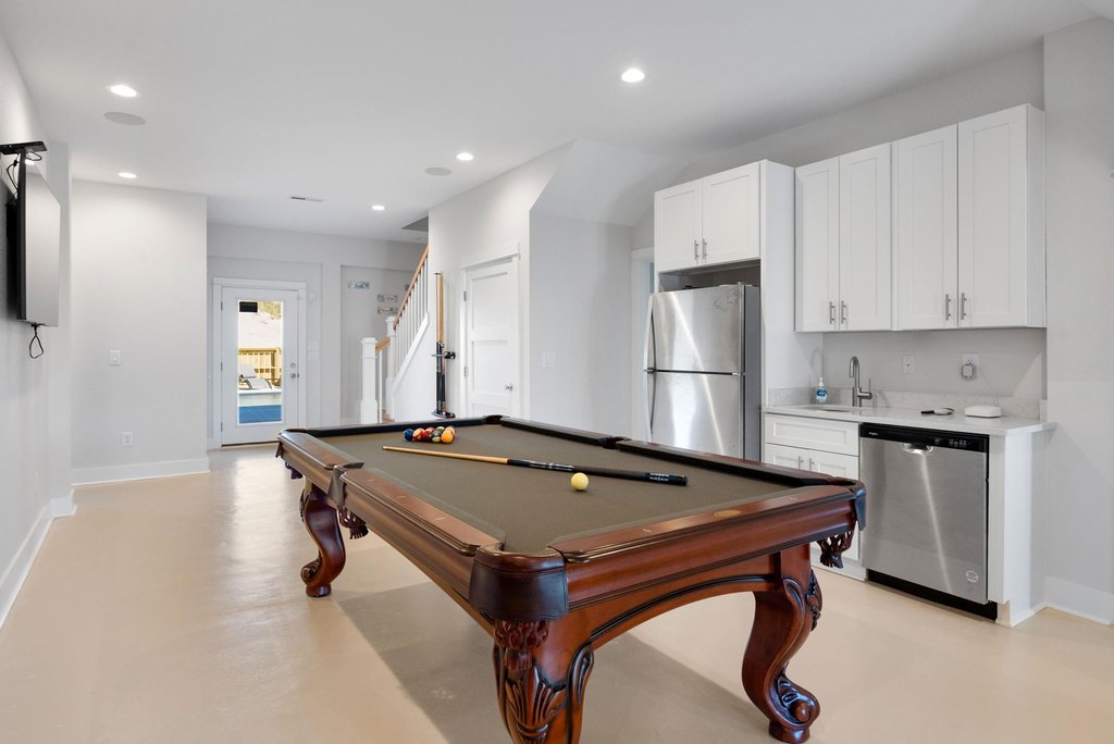 Corolla, North Carolina, 27927, United States, 12 Bedrooms Bedrooms, ,12.5 BathroomsBathrooms,Residential,Forsale,1883849
