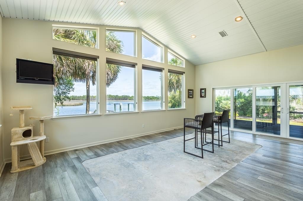 Carrabelle, Florida, 32322, United States, 3 Bedrooms Bedrooms, ,2 BathroomsBathrooms,Residential,Forsale,1884818