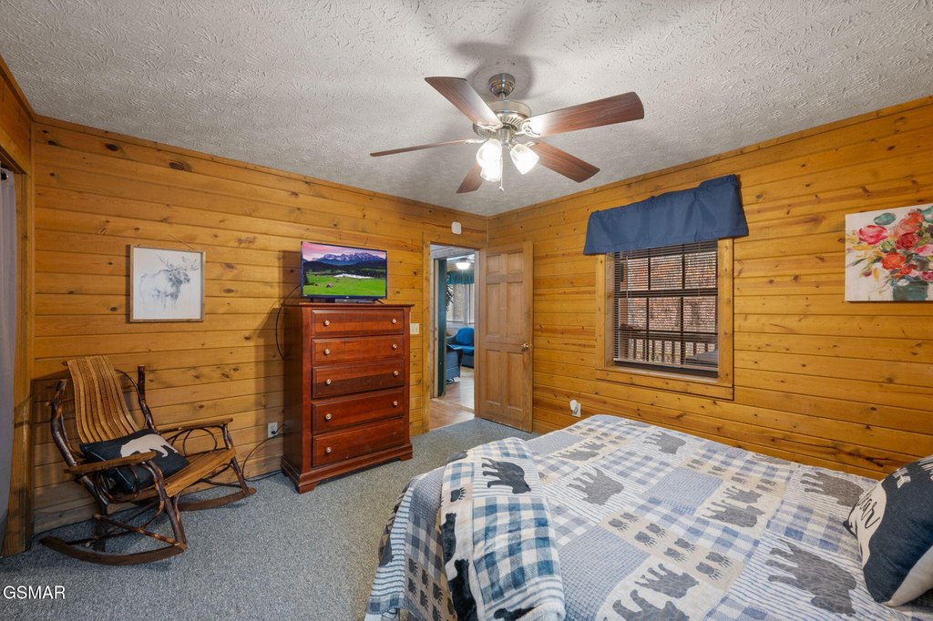 Sevierville, Tennessee, 37862, United States, 3 Bedrooms Bedrooms, ,3 BathroomsBathrooms,Residential,Forsale,1942453