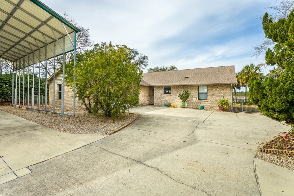 Carrabelle, Florida, 32322, United States, 3 Bedrooms Bedrooms, ,2 BathroomsBathrooms,Residential,Forsale,1884818