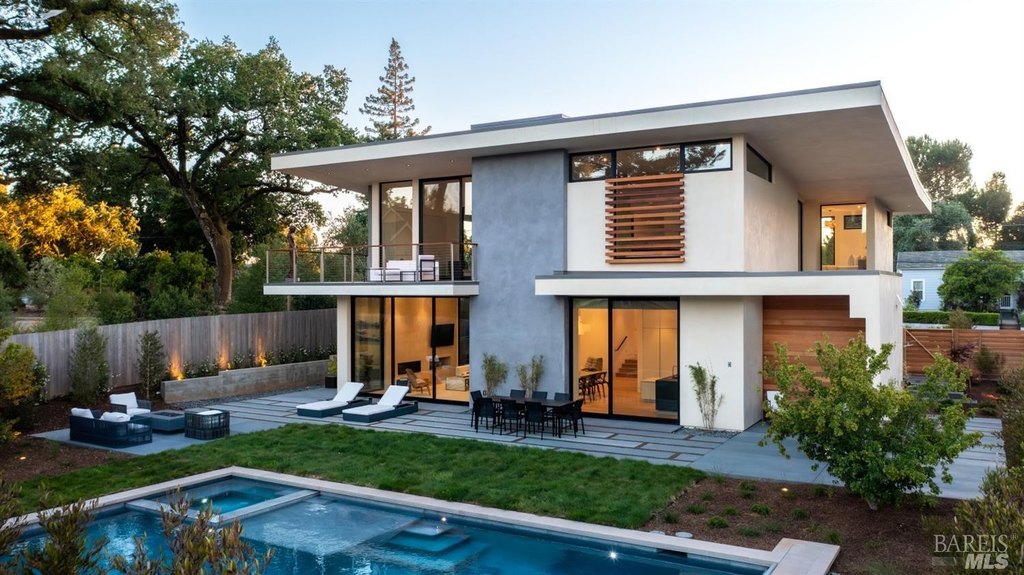 Healdsburg, California, 95448, United States, 4 Bedrooms Bedrooms, ,4.5 BathroomsBathrooms,Residential,Forsale,1918959