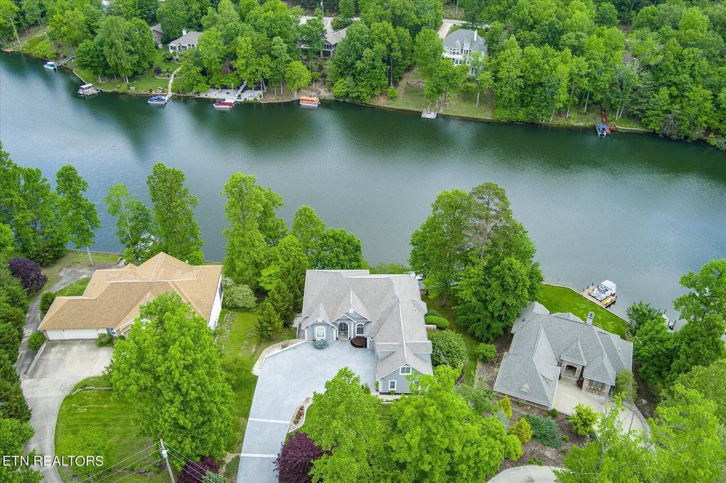 Fairfield Glade, Tennessee, 38558, United States, 5 Bedrooms Bedrooms, ,4.5 BathroomsBathrooms,Residential,Forsale,1907874