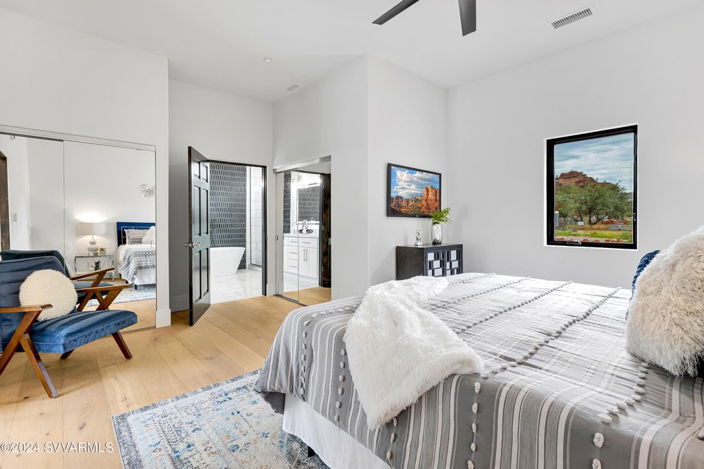 Sedona, Arizona, 86351, United States, 5 Bedrooms Bedrooms, ,5 BathroomsBathrooms,Residential,Forsale,1883876