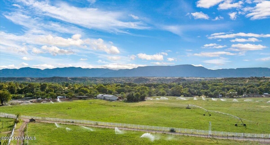 Cornville, Arizona, 86325, United States, 5 Bedrooms Bedrooms, ,2 BathroomsBathrooms,Residential,Forsale,1985622