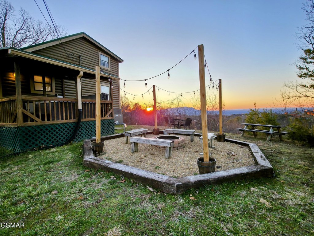 Sevierville, Tennessee, 37876, United States, 3 Bedrooms Bedrooms, ,2 BathroomsBathrooms,Residential,Forsale,1936698