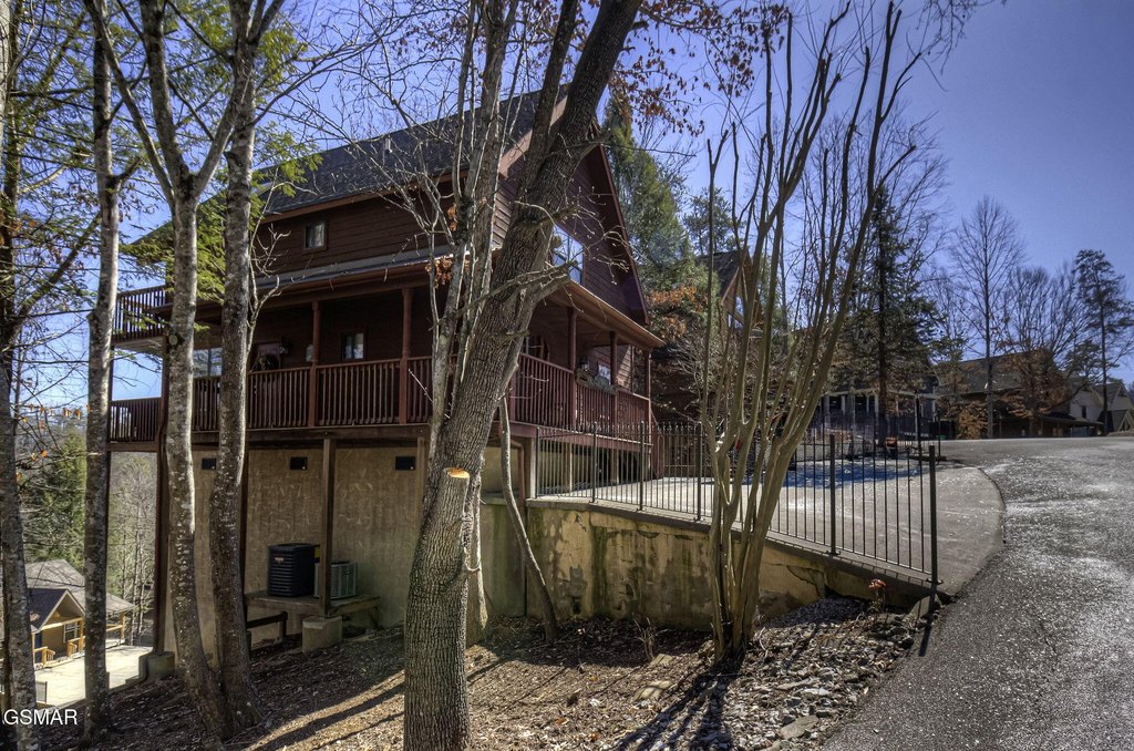 Pigeon Forge, Tennessee, 37863, United States, 2 Bedrooms Bedrooms, ,2 BathroomsBathrooms,Residential,Forsale,1942451