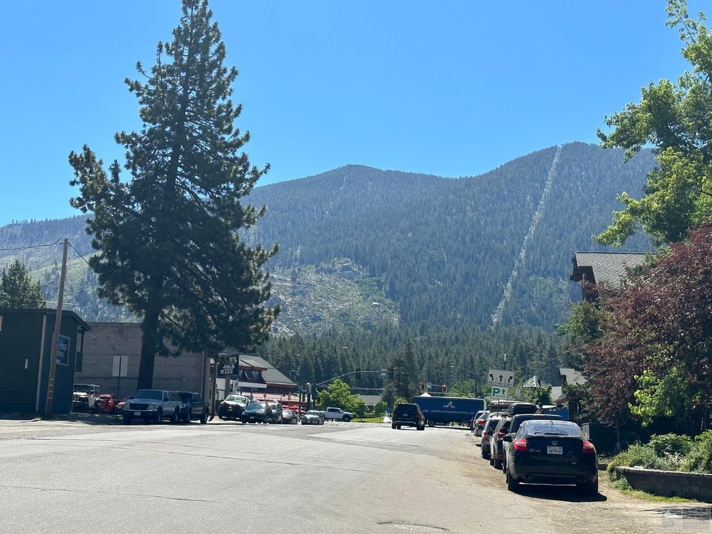 South Lake Tahoe, California, 96150, United States, ,Residential,Forsale,1886435