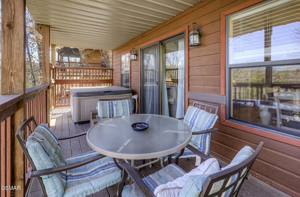 Pigeon Forge, Tennessee, 37863, United States, 2 Bedrooms Bedrooms, ,2 BathroomsBathrooms,Residential,Forsale,1942451