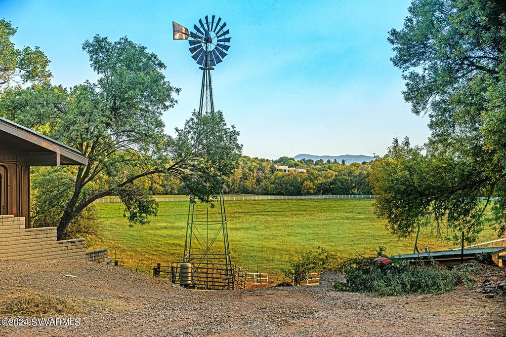 Cornville, Arizona, 86325, United States, 5 Bedrooms Bedrooms, ,2 BathroomsBathrooms,Residential,Forsale,1985622