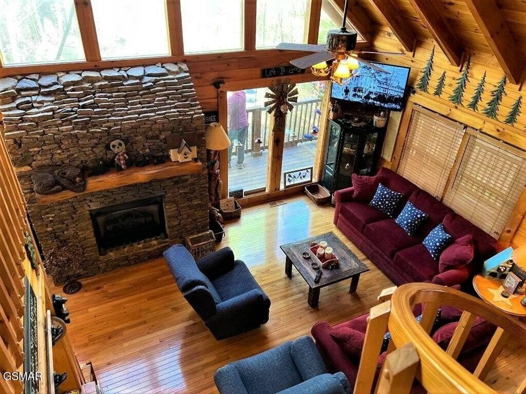Sevierville, Tennessee, 37862, United States, 2 Bedrooms Bedrooms, ,2 BathroomsBathrooms,Residential,Forsale,1893750