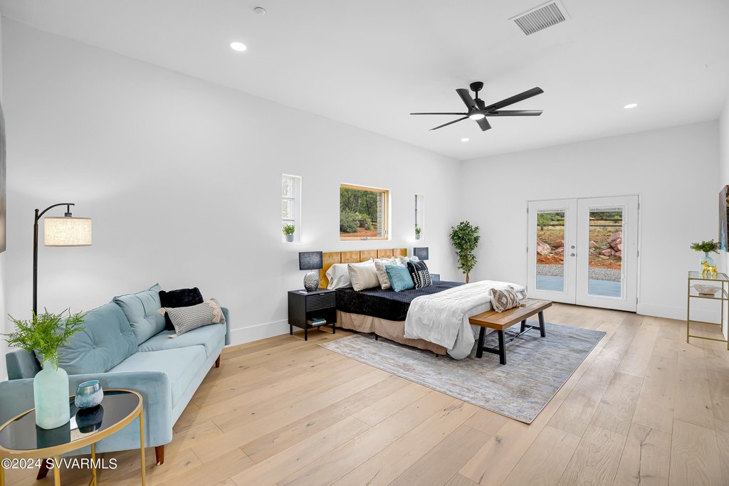 Sedona, Arizona, 86351, United States, 5 Bedrooms Bedrooms, ,5 BathroomsBathrooms,Residential,Forsale,1883876