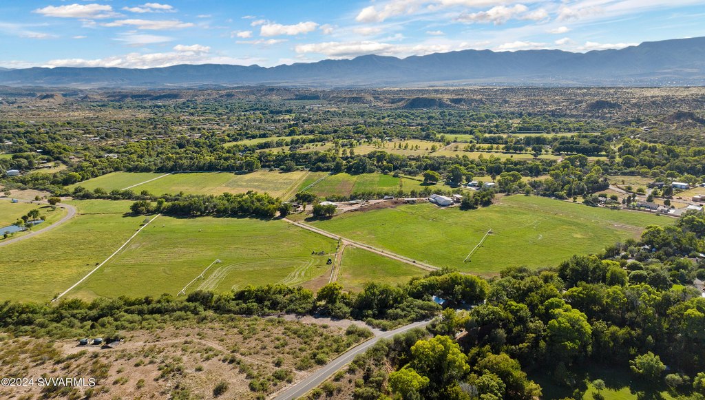 Cornville, Arizona, 86325, United States, 5 Bedrooms Bedrooms, ,2 BathroomsBathrooms,Residential,Forsale,1985622