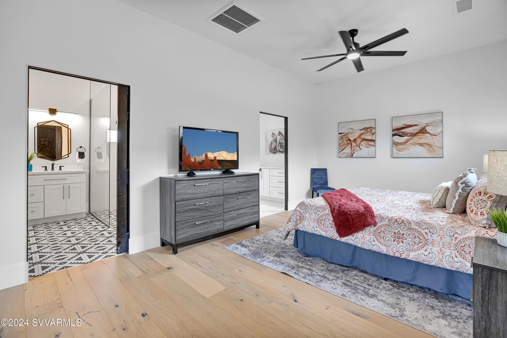Sedona, Arizona, 86351, United States, 5 Bedrooms Bedrooms, ,5 BathroomsBathrooms,Residential,Forsale,1883876