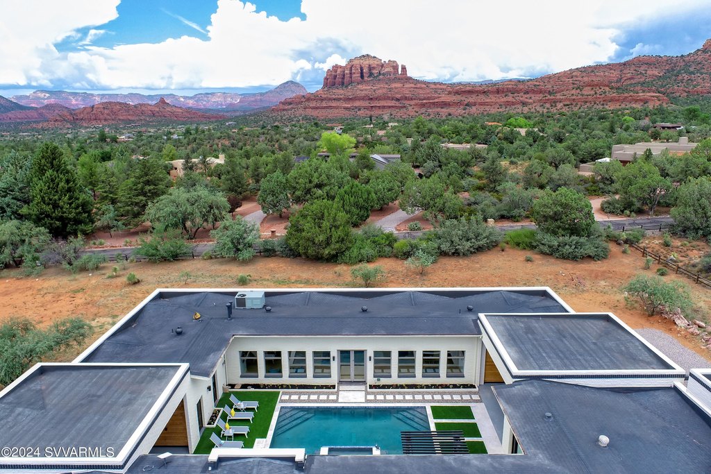 Sedona, Arizona, 86351, United States, 5 Bedrooms Bedrooms, ,5 BathroomsBathrooms,Residential,Forsale,1883876
