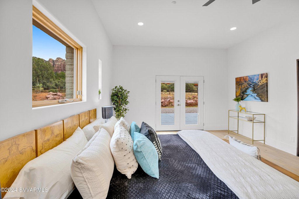 Sedona, Arizona, 86351, United States, 5 Bedrooms Bedrooms, ,5 BathroomsBathrooms,Residential,Forsale,1883876