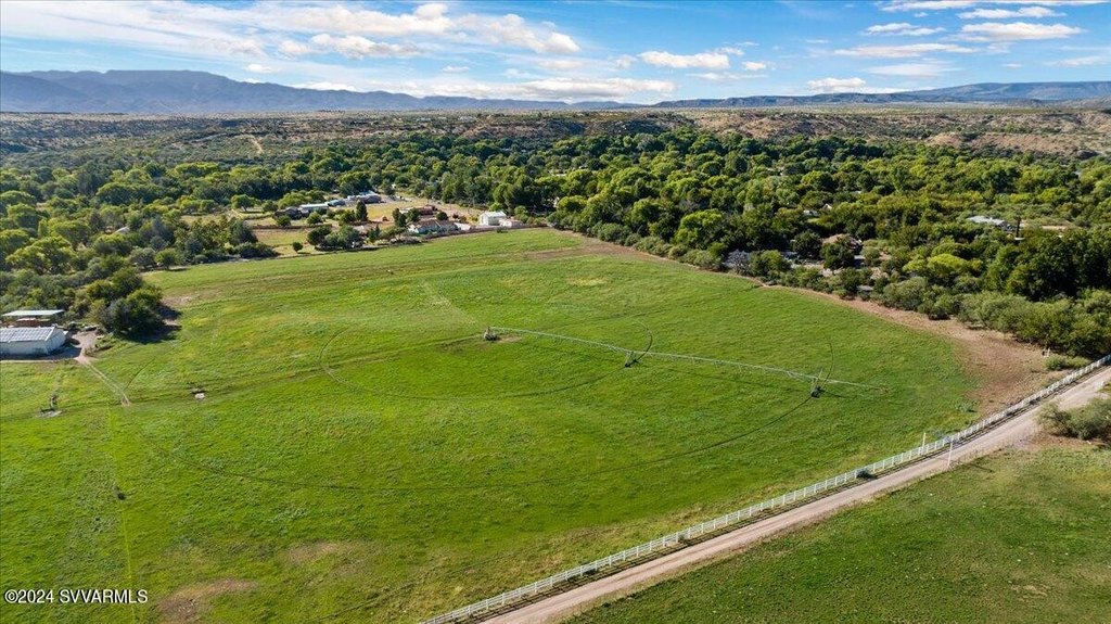 Cornville, Arizona, 86325, United States, 5 Bedrooms Bedrooms, ,2 BathroomsBathrooms,Residential,Forsale,1985622