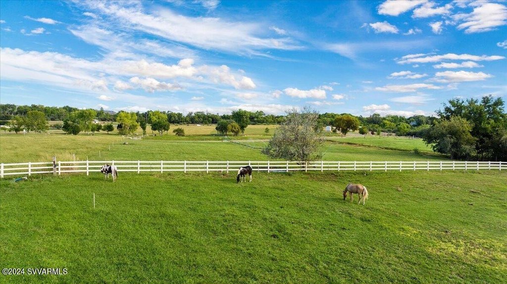 Cornville, Arizona, 86325, United States, 5 Bedrooms Bedrooms, ,2 BathroomsBathrooms,Residential,Forsale,1985622