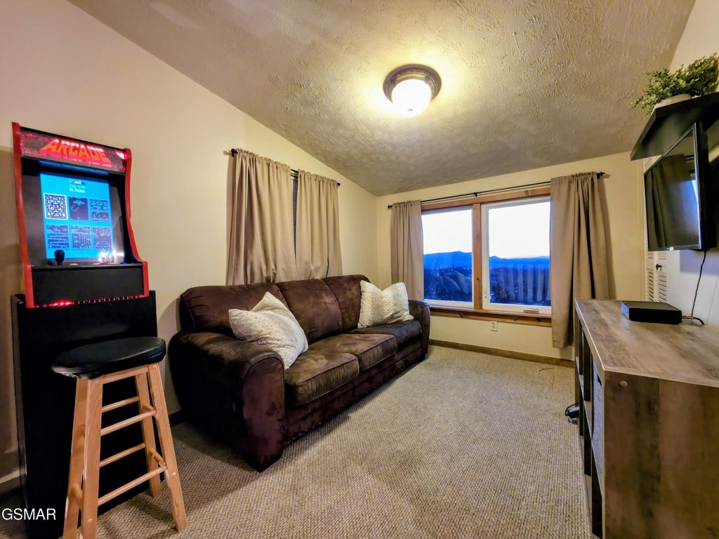 Sevierville, Tennessee, 37876, United States, 3 Bedrooms Bedrooms, ,2 BathroomsBathrooms,Residential,Forsale,1936698