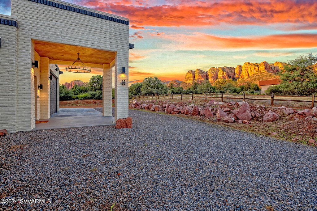 Sedona, Arizona, 86351, United States, 5 Bedrooms Bedrooms, ,5 BathroomsBathrooms,Residential,Forsale,1883876