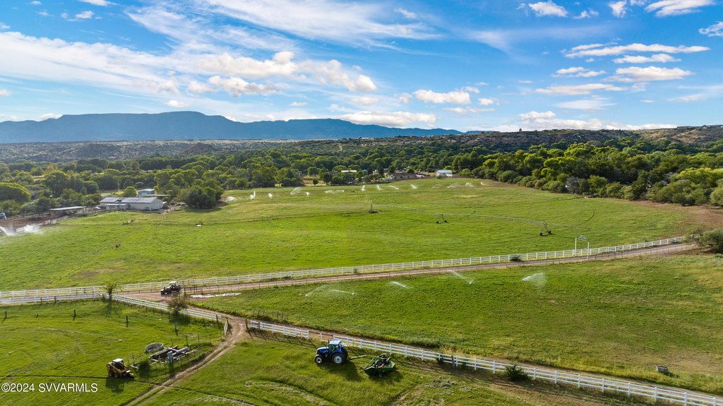 Cornville, Arizona, 86325, United States, 5 Bedrooms Bedrooms, ,2 BathroomsBathrooms,Residential,Forsale,1985622