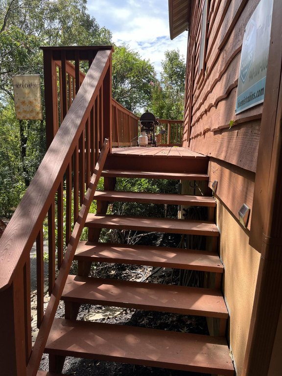 Sevierville, Tennessee, 37862, United States, 2 Bedrooms Bedrooms, ,2 BathroomsBathrooms,Residential,Forsale,1942448