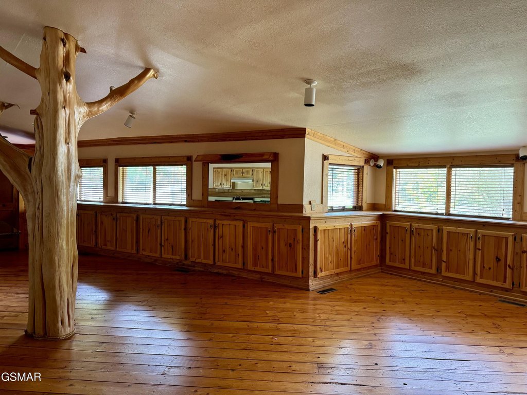 Sevierville, Tennessee, 37876, United States, ,Commercial,Forsale,1893729