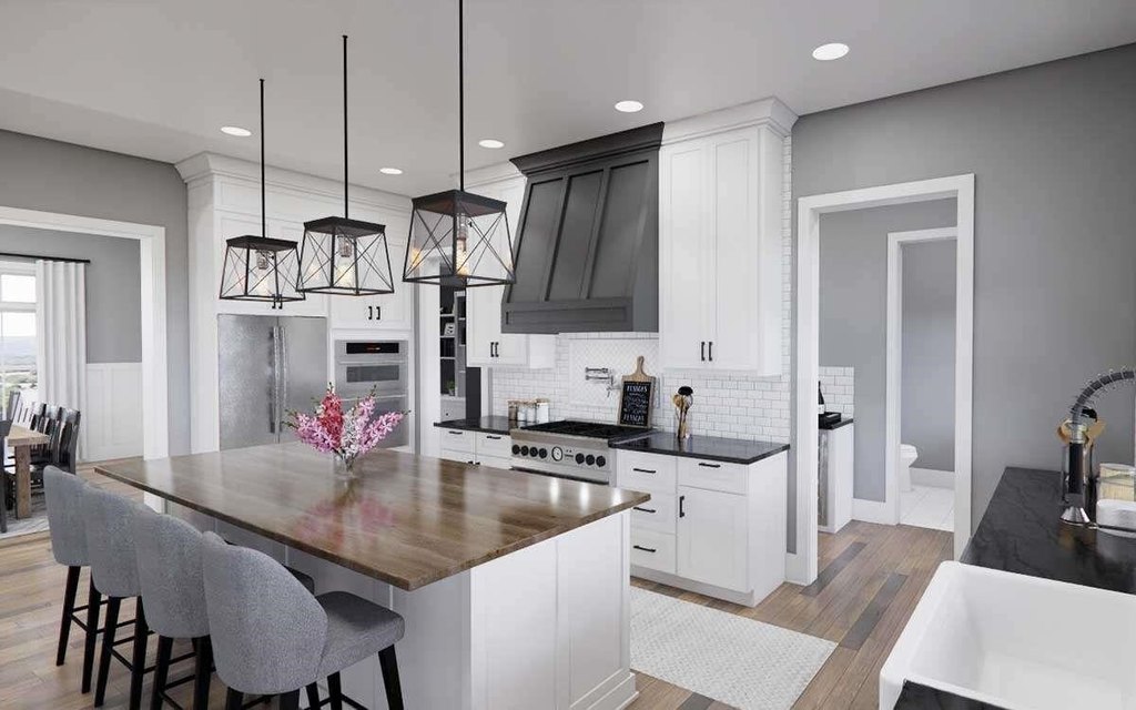 Gilford, New Hampshire, 03249, United States, 5 Bedrooms Bedrooms, ,3.5 BathroomsBathrooms,Residential,Forsale,1968464