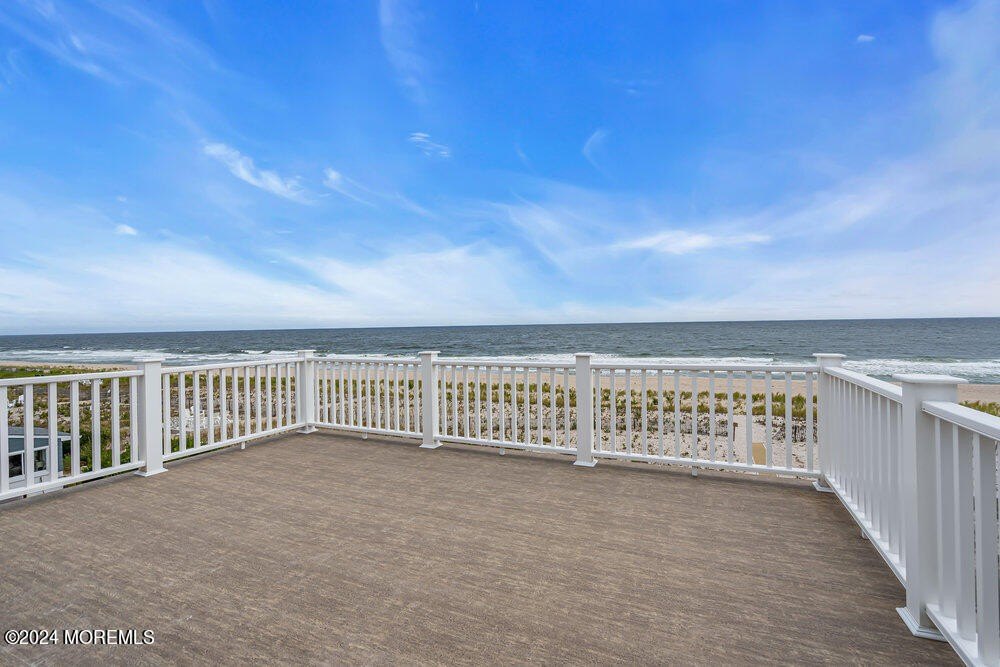 Mantoloking, New Jersey, 08738, United States, 9 Bedrooms Bedrooms, ,9.5 BathroomsBathrooms,Residential,Forsale,1884511