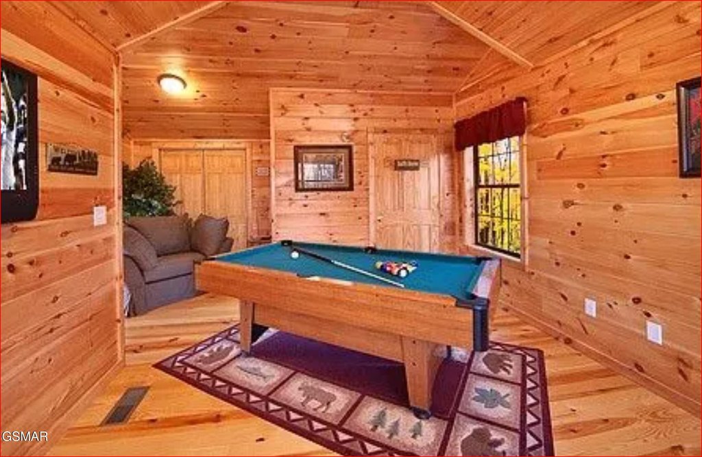 Pigeon Forge, Tennessee, 37863, United States, 1 Bedroom Bedrooms, ,2 BathroomsBathrooms,Residential,Forsale,1893744