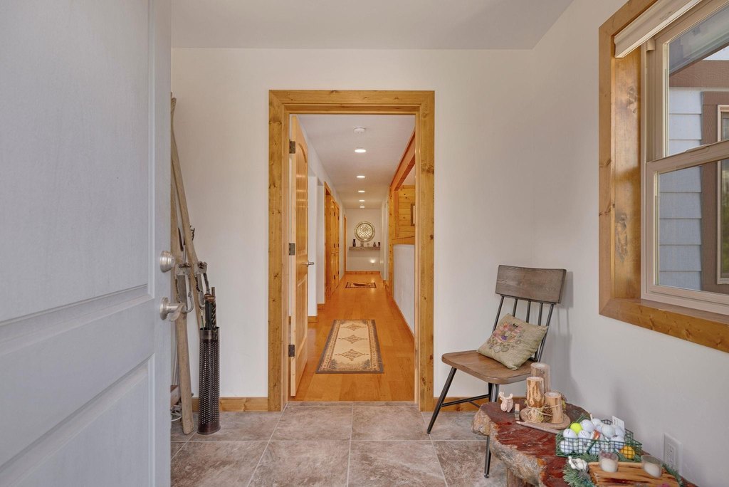 Lake Almanor, California, 96137, United States, 2 Bedrooms Bedrooms, ,2 BathroomsBathrooms,Residential,Forsale,1910295