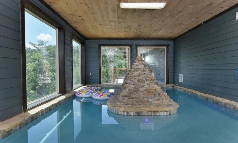 Sevierville, Tennessee, 37876, United States, 16 Bedrooms Bedrooms, ,16.5 BathroomsBathrooms,Residential,Forsale,1942438