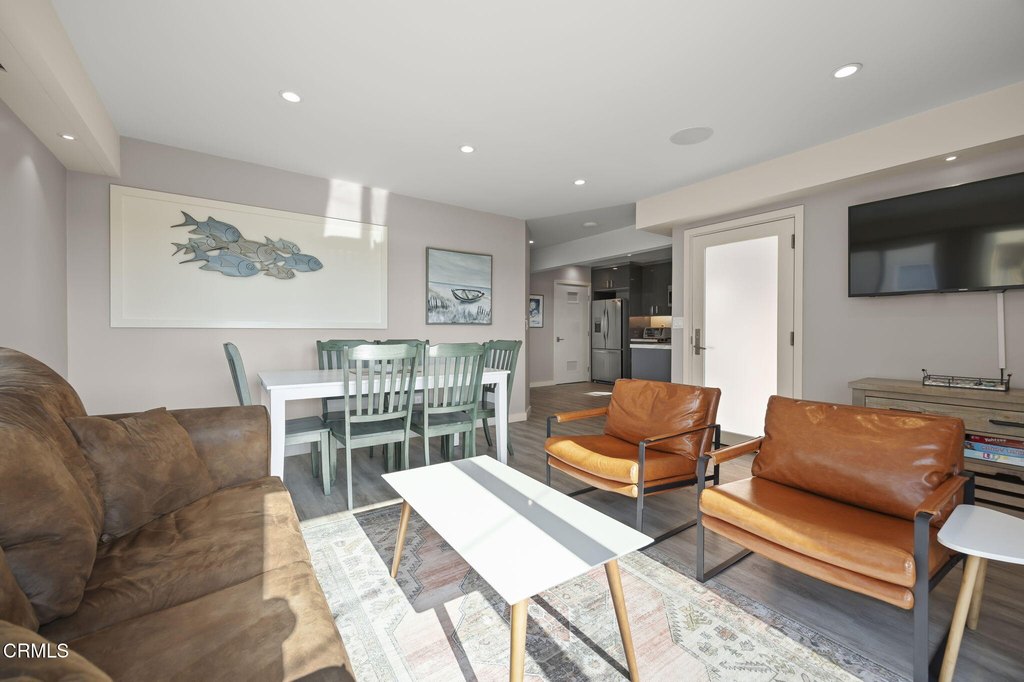 Oxnard, California, 93035, United States, 5 Bedrooms Bedrooms, ,5 BathroomsBathrooms,Residential,Forsale,1941482