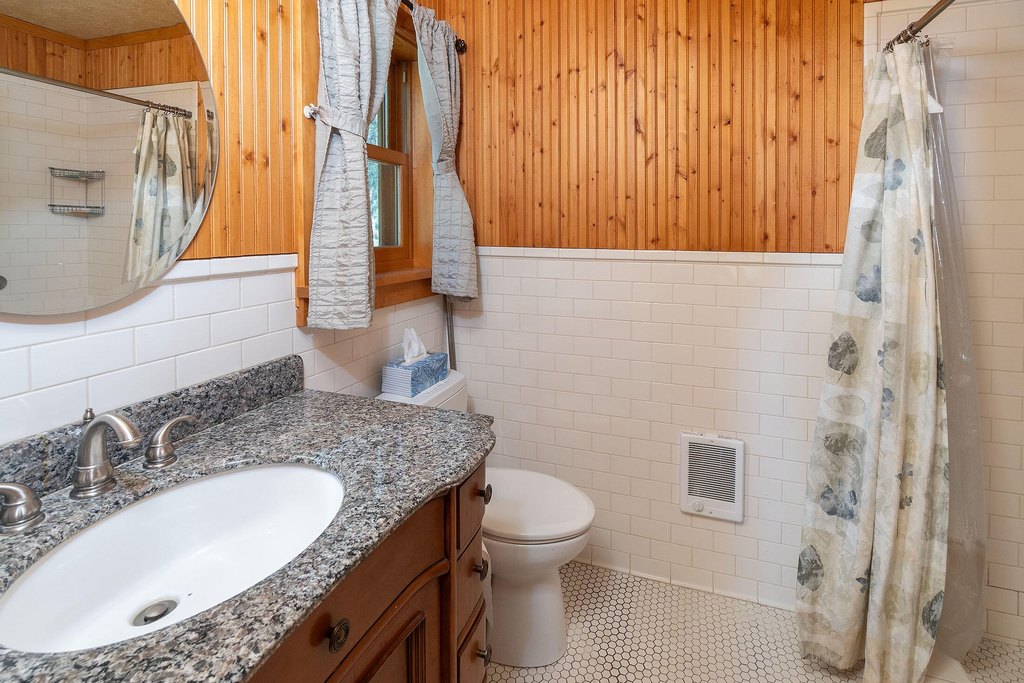 Chemult, Oregon, 97731, United States, 2 Bedrooms Bedrooms, ,2 BathroomsBathrooms,Residential,Forsale,1903167