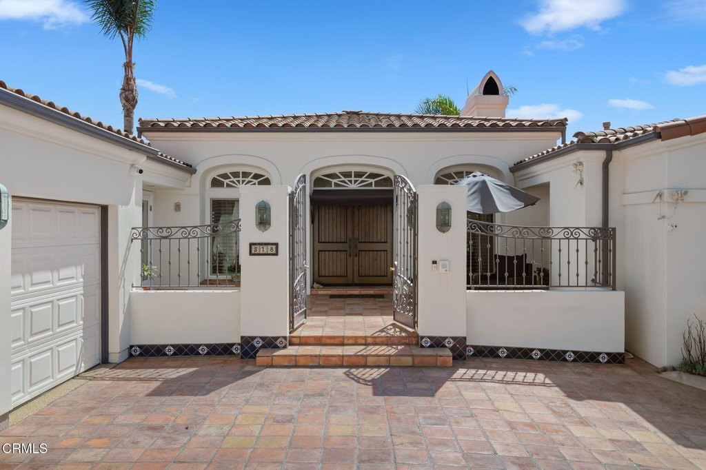 Ventura, California, 93001, United States, 3 Bedrooms Bedrooms, ,3.5 BathroomsBathrooms,Residential,Forsale,1889051