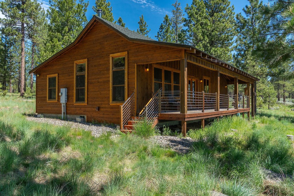 Chemult, Oregon, 97731, United States, 2 Bedrooms Bedrooms, ,2 BathroomsBathrooms,Residential,Forsale,1903167