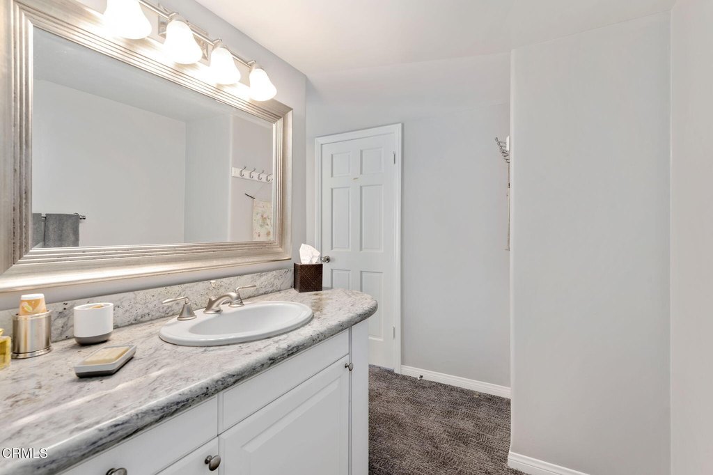 Ventura, California, 93001, United States, 3 Bedrooms Bedrooms, ,3.5 BathroomsBathrooms,Residential,Forsale,1889051