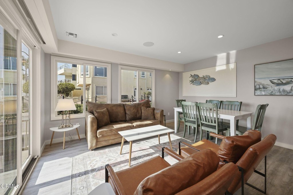 Oxnard, California, 93035, United States, 5 Bedrooms Bedrooms, ,5 BathroomsBathrooms,Residential,Forsale,1941482