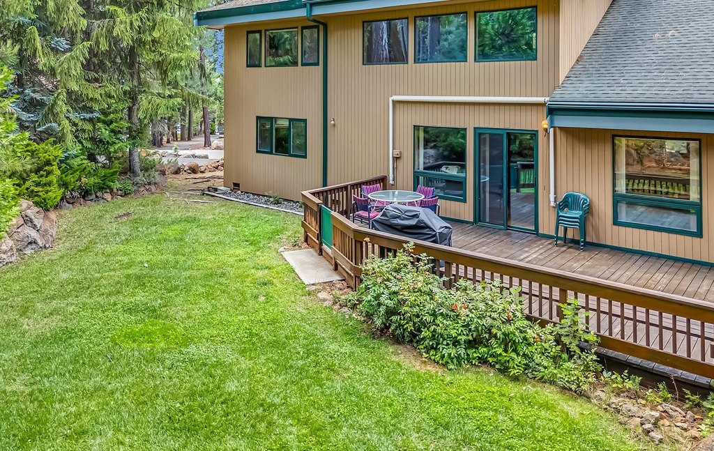 Lake Almanor West, California, 96020, United States, 3 Bedrooms Bedrooms, ,2 BathroomsBathrooms,Residential,Forsale,1993798