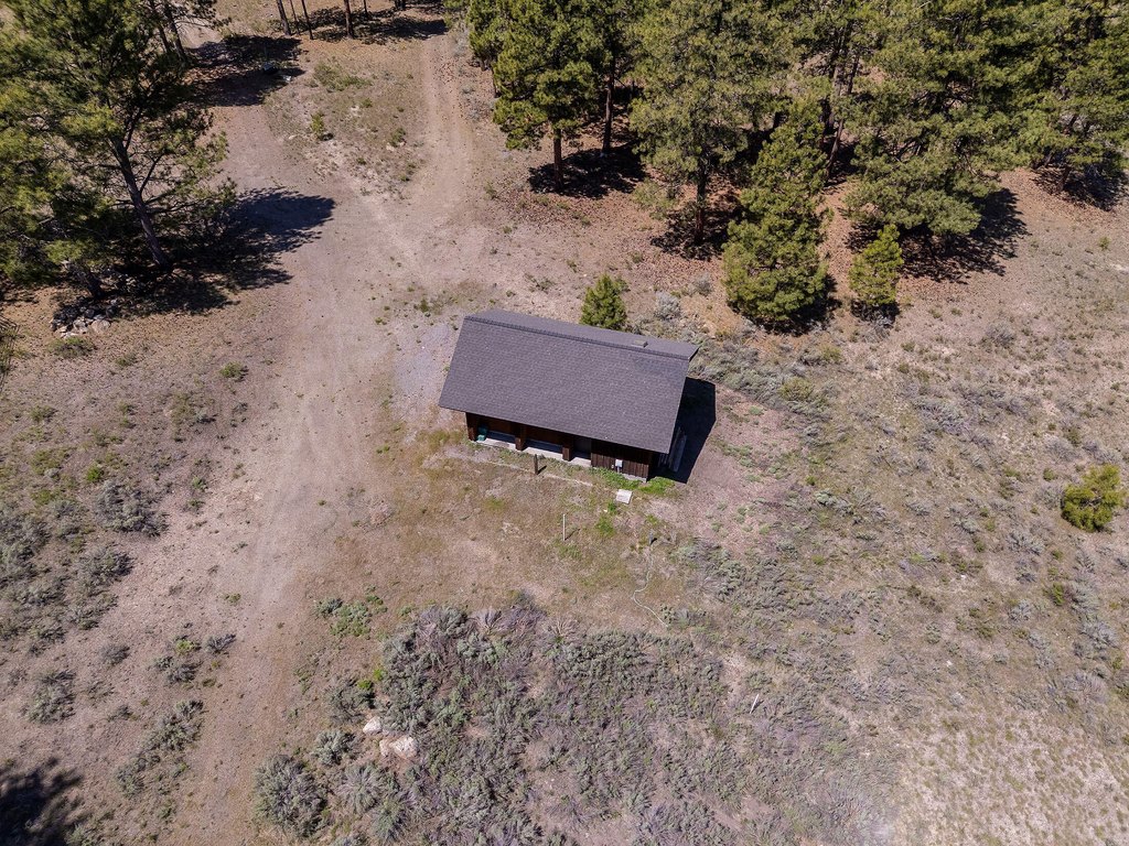 Chemult, Oregon, 97731, United States, 2 Bedrooms Bedrooms, ,2 BathroomsBathrooms,Residential,Forsale,1903167