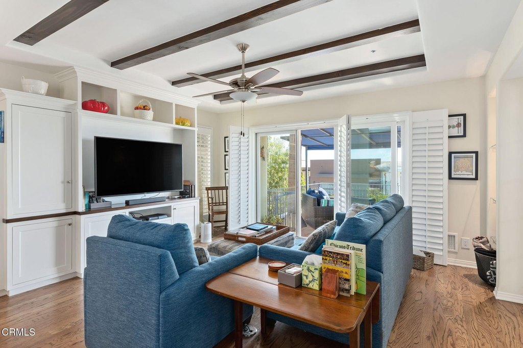 Ventura, California, 93001, United States, 3 Bedrooms Bedrooms, ,3.5 BathroomsBathrooms,Residential,Forsale,1889051
