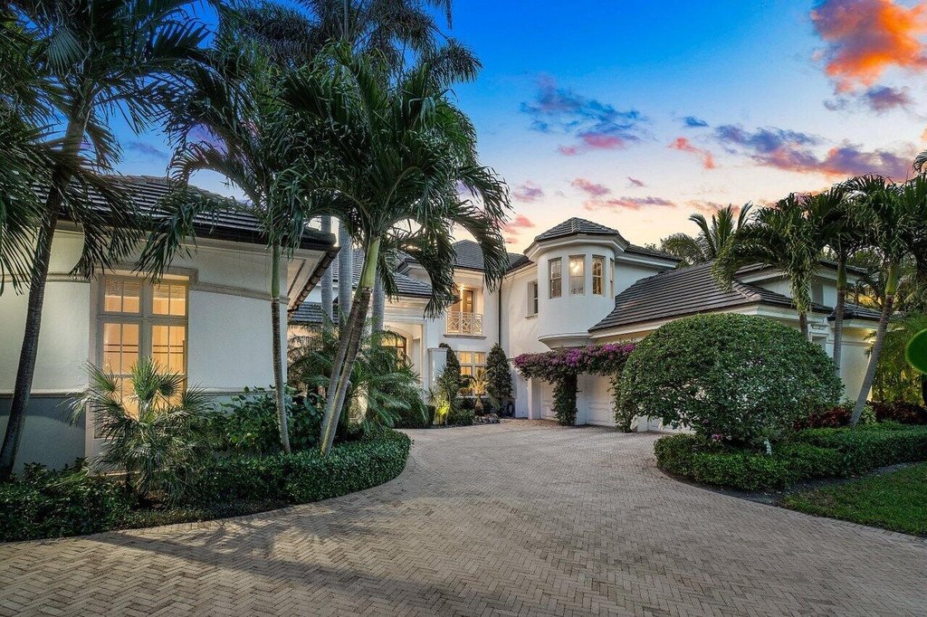 Delray Beach, Florida, 33483, United States, 5 Bedrooms Bedrooms, ,5.5 BathroomsBathrooms,Residential,Forsale,1952112