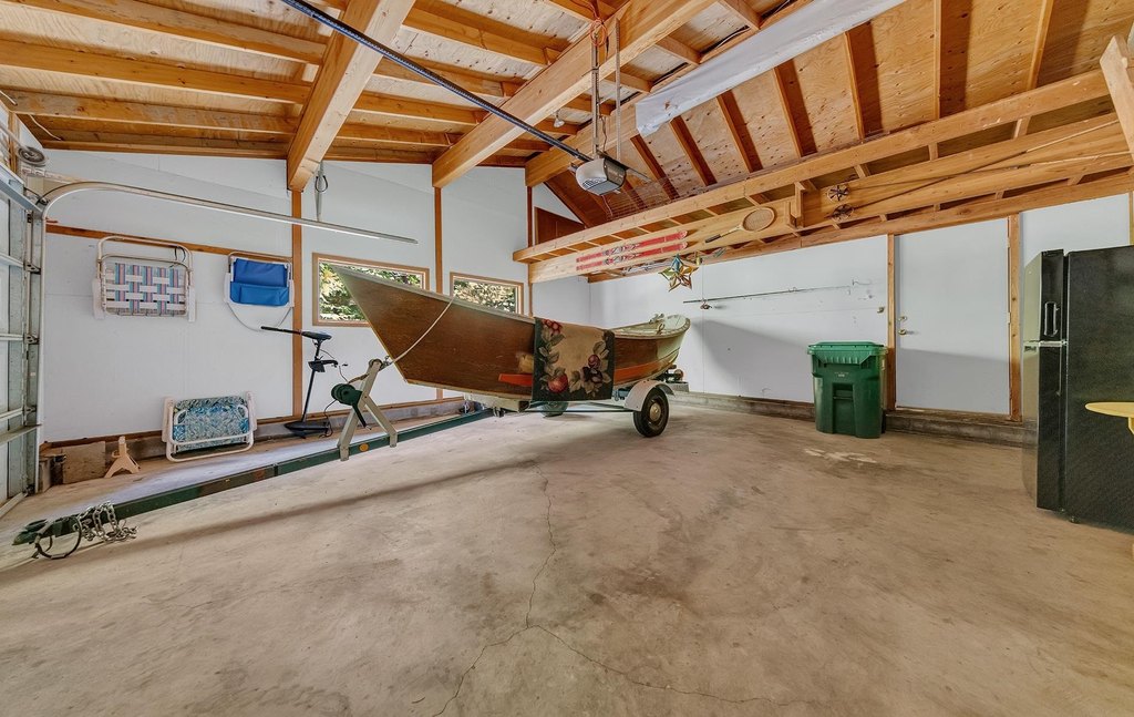 Lake Almanor West, California, 96020, United States, 3 Bedrooms Bedrooms, ,2 BathroomsBathrooms,Residential,Forsale,1993798