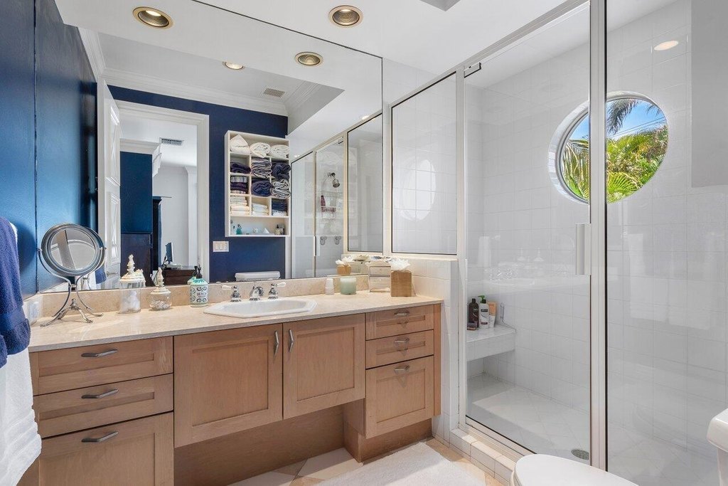 Delray Beach, Florida, 33483, United States, 5 Bedrooms Bedrooms, ,5.5 BathroomsBathrooms,Residential,Forsale,1952112